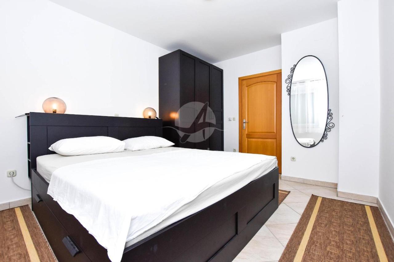 Apartment Jaspis Biograd Na Moru Zewnętrze zdjęcie