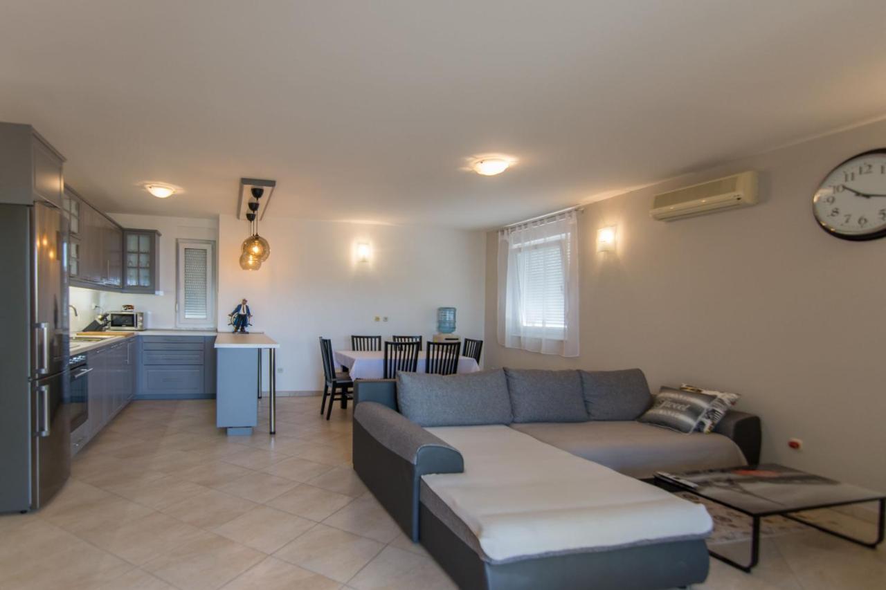 Apartment Jaspis Biograd Na Moru Zewnętrze zdjęcie