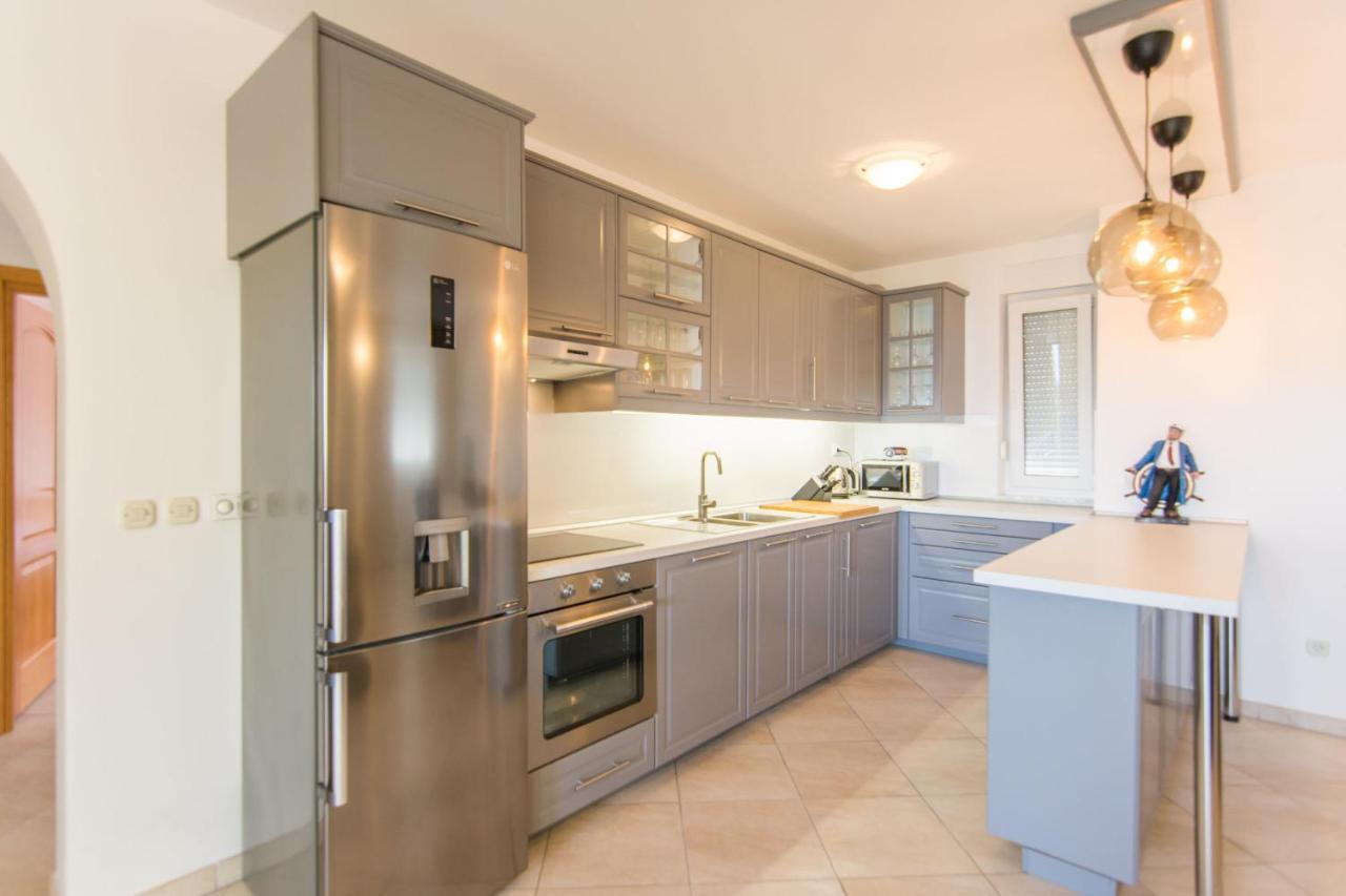 Apartment Jaspis Biograd Na Moru Zewnętrze zdjęcie
